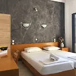 Central * İskados