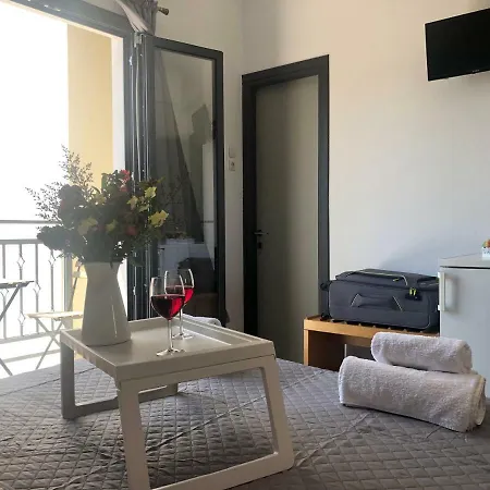 Central Guest House Skiathos