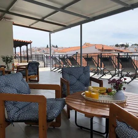 Central Guest House Skiathos Maison d'hôtes *