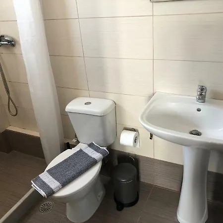 Central Guest House Skiathos *