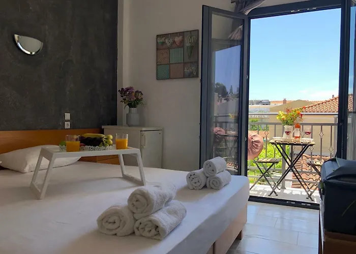 Central Guest House Skiathos Guest house *