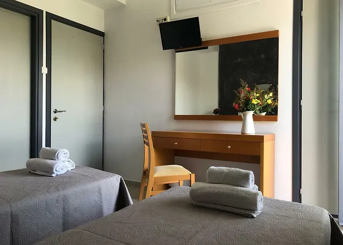 Central Guest House Skiathos