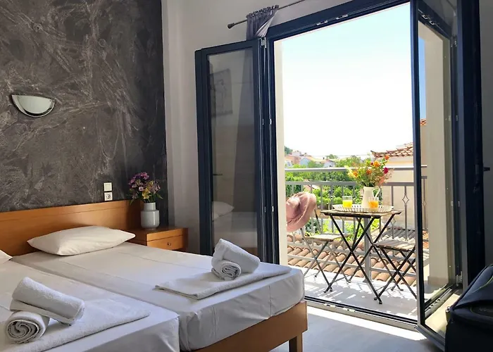 Central Guest House Skiathos * Skiathos-Stadt